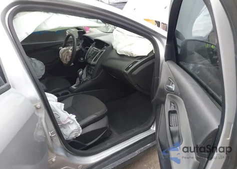 2014 Ford Focus Se z USA, uszkodzony, nr VIN 1FADP3F22EL457900